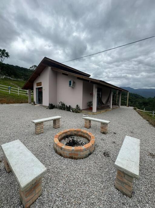 Cabana Recanto Do Arruda Para Casal Em Aguas Mornas Extérieur photo