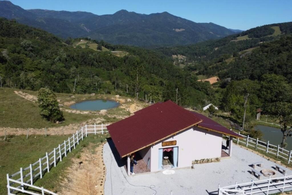 Cabana Recanto Do Arruda Para Casal Em Aguas Mornas Extérieur photo