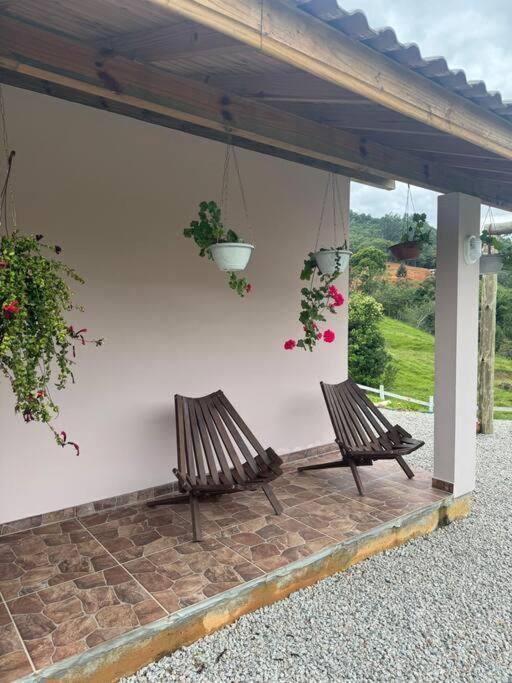 Cabana Recanto Do Arruda Para Casal Em Aguas Mornas Extérieur photo